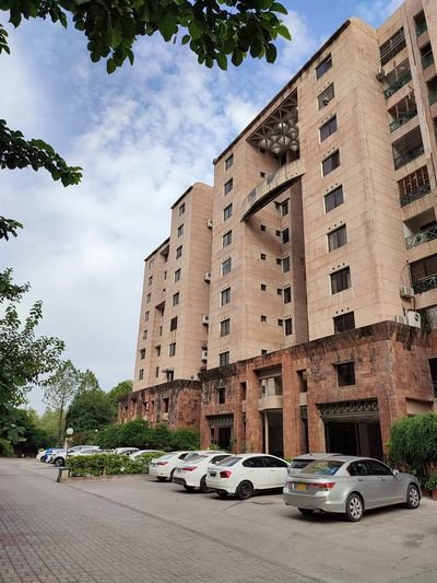 Park Towers residential elevation, Islamabad
