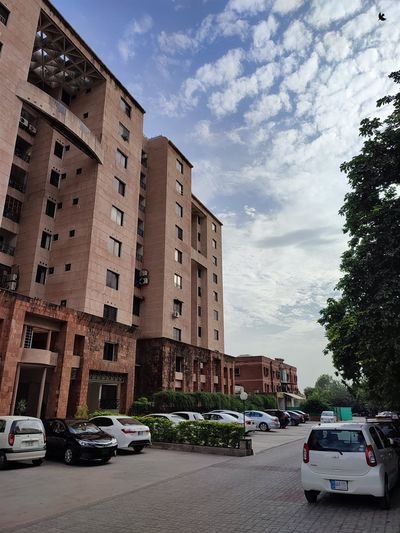 Park Towers street view, Islamabad